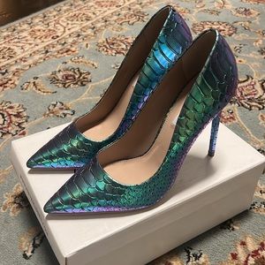 Steve Madden Mermaid Heels NWT size 8.5